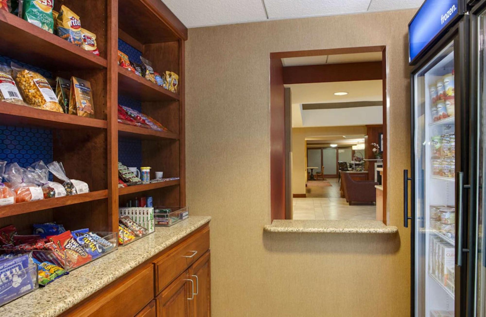Hampton Inn Dubuque Extérieur photo